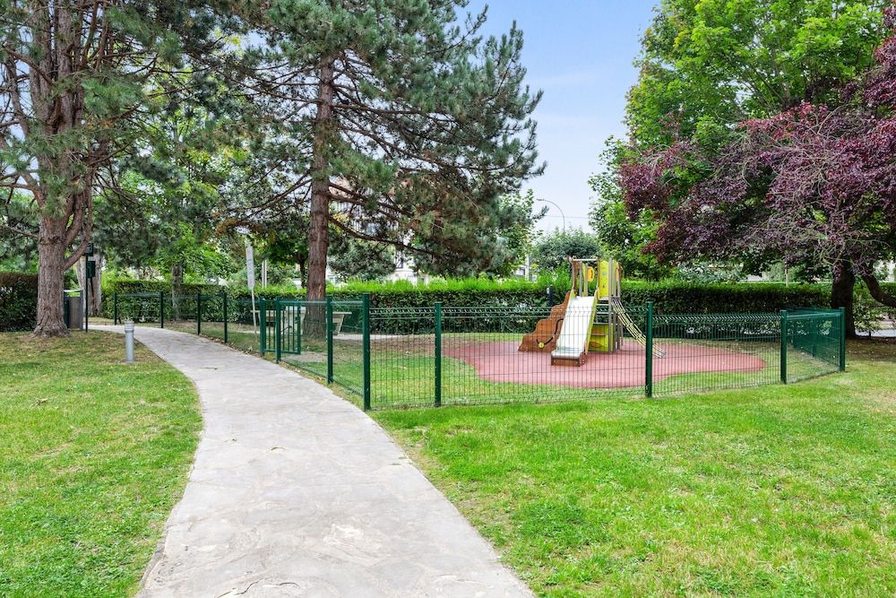 Children's Play Area