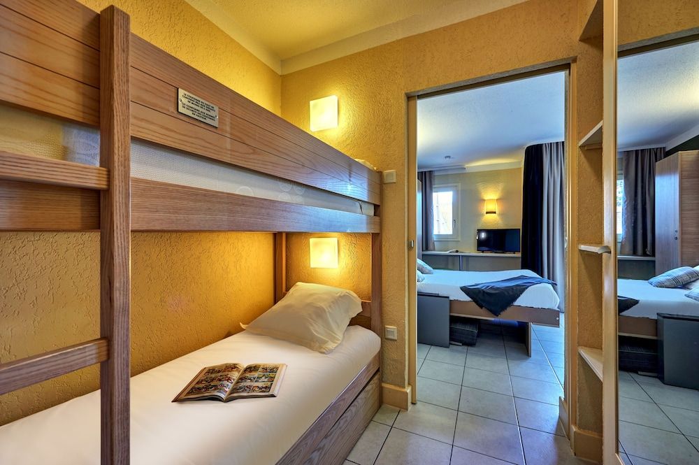 Pierre & Vacances Résidence Les Embruns Studio 4 people - 1 sleeping alcove - Terrace or balcony 3