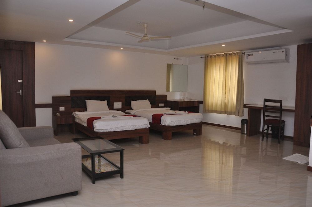 Luxury Suite, 1 Large Twin Bed, Non Smoking