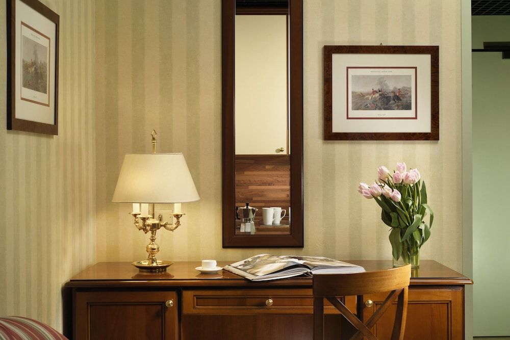 undefined UNA HOTELS Hotel & Residence Contessa Jolanda Milano 8