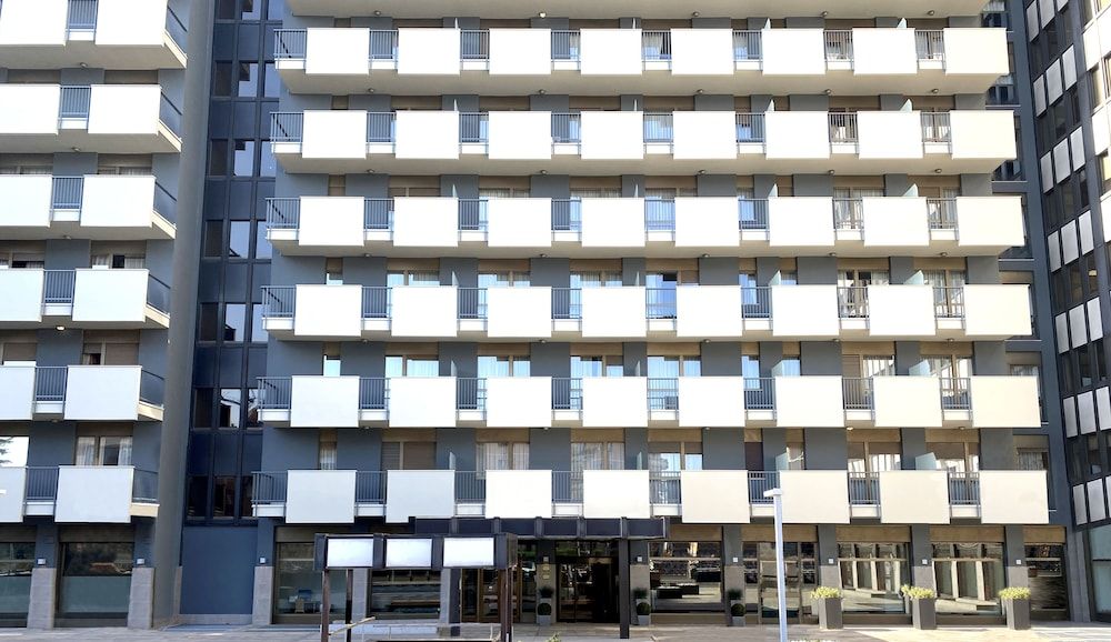 undefined UNA Hotels Hotel & Residence Contessa Jolanda Milano 3