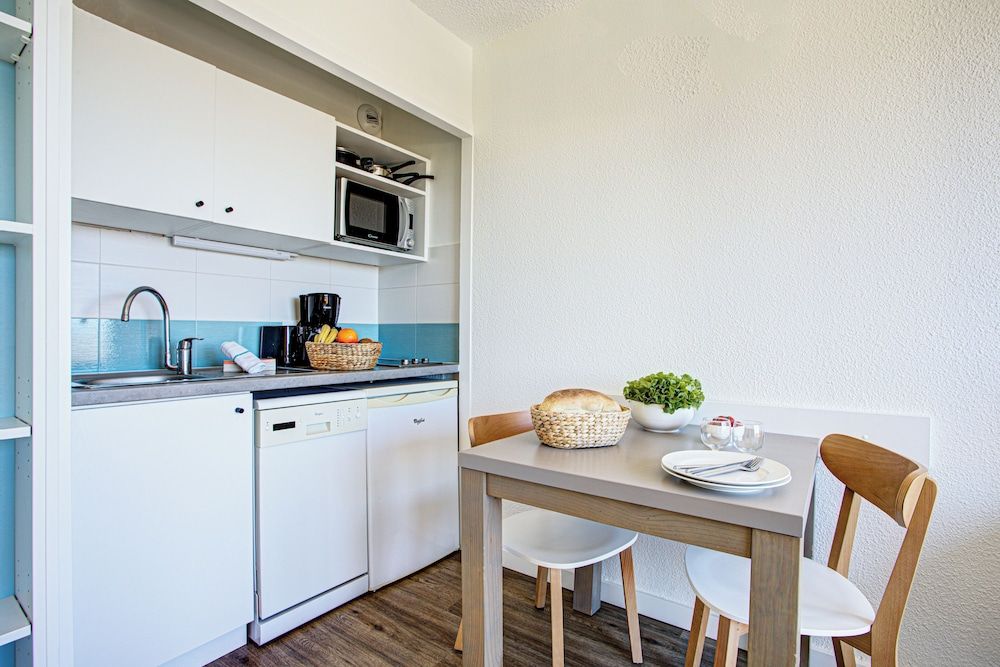 Kitchenette