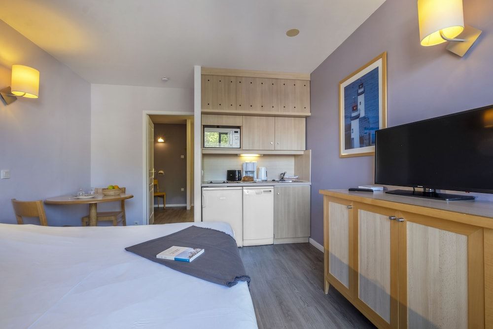 Pierre & Vacances La Rochelle Résidence Centre Studio 2 people 2