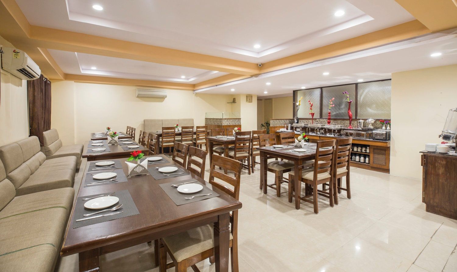 undefined Hotel City Square 5