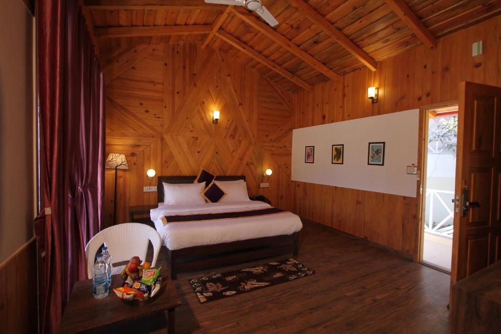 The Nature's Green Resort Cottage with Garden View 8