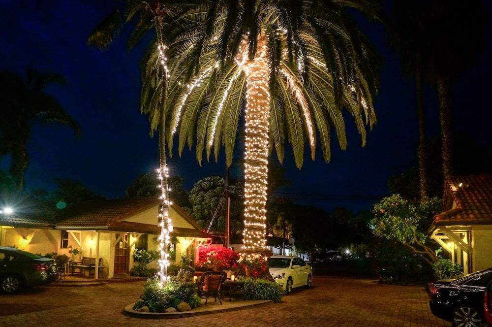 Front of property - evening/night