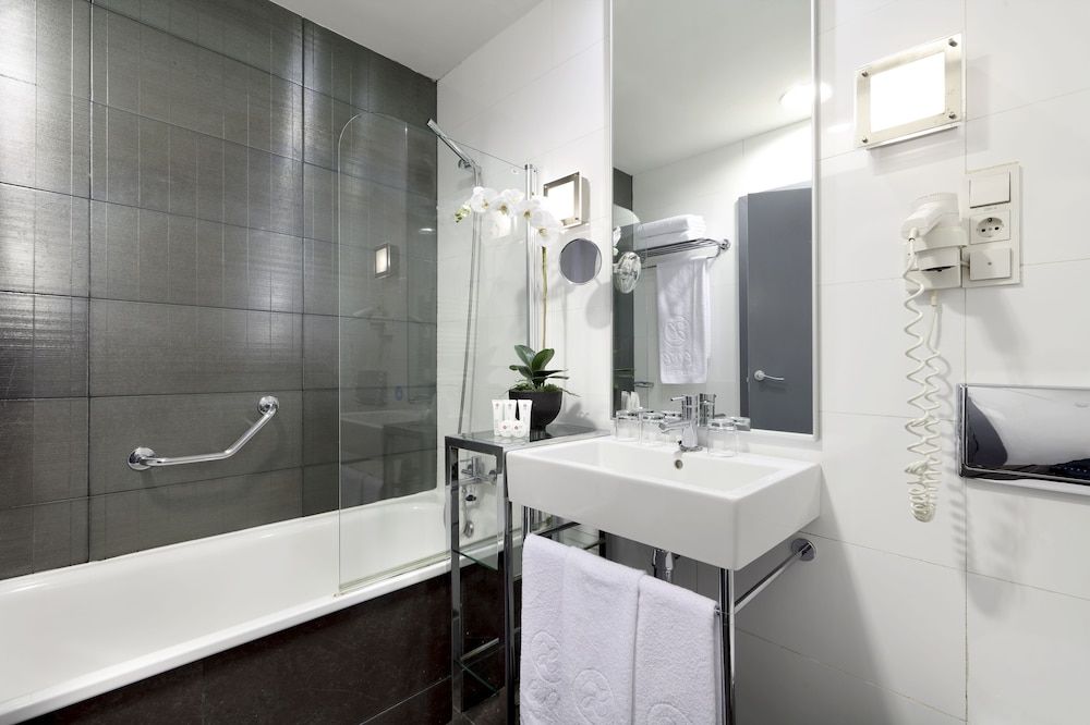 Exe Tres Cantos Double or Twin Room 5