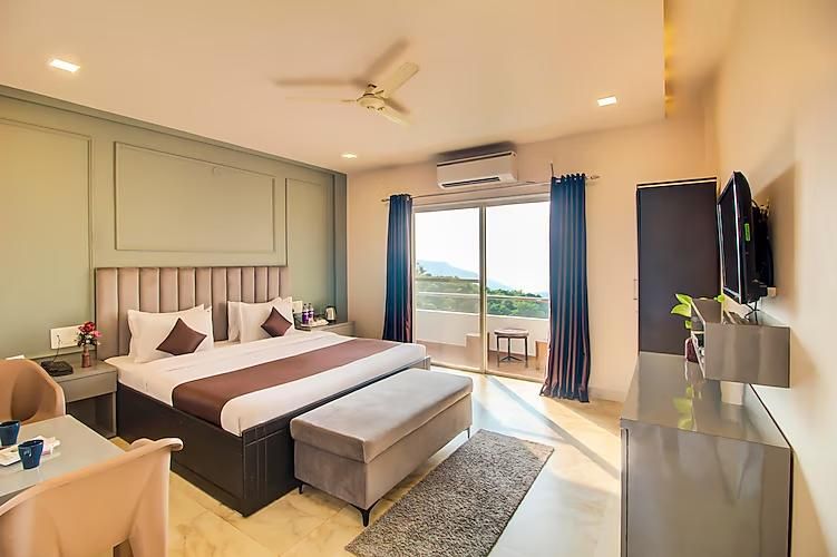 Executive Rooms with Valley View - 2nd Floor - With Dedicated WIFI Router