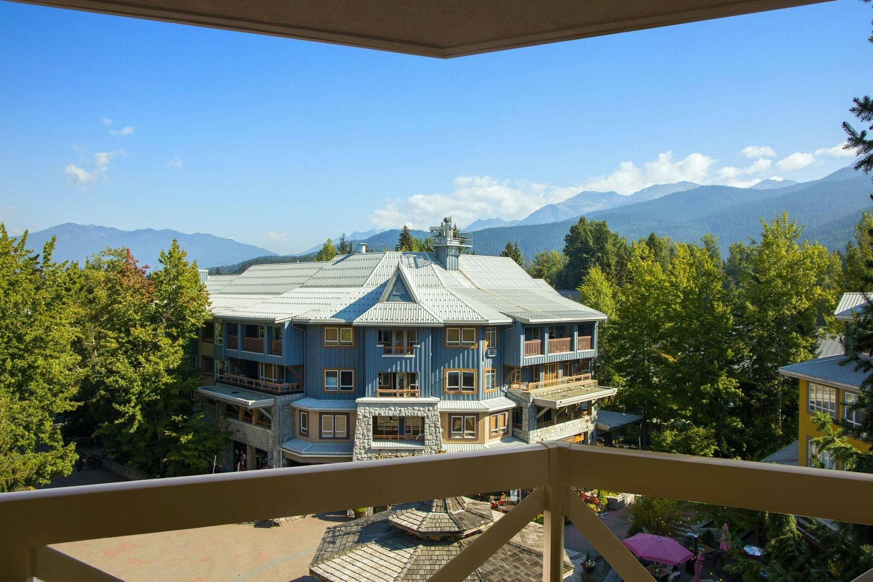 1 Bedroom Suite, 1 King, Sofa bed, Balcony, Fireplace