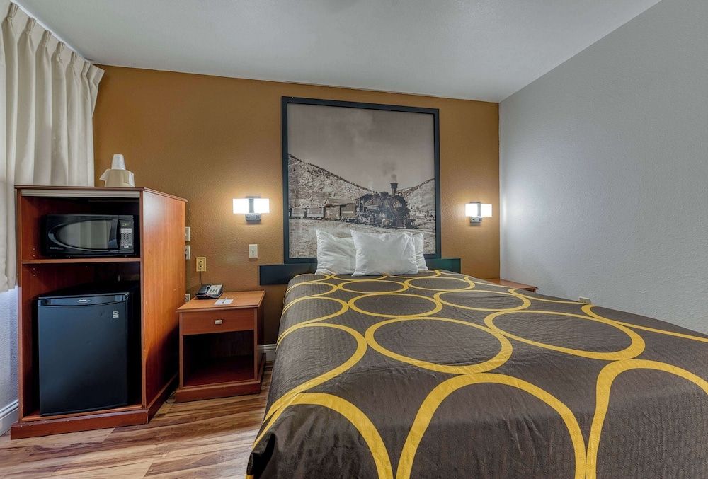 Room, 1 Queen Bed, Accessible, Non Smoking (Mobility)