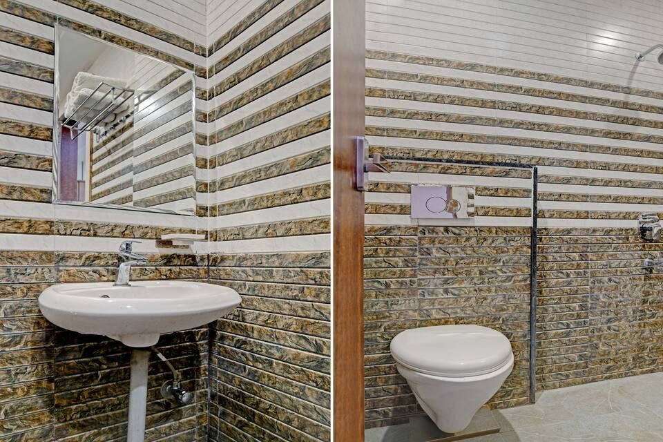 Treebo Shiv Chhaya Deluxe Double Room 8