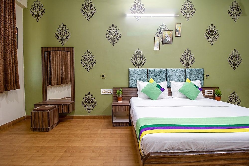 Treebo New Rockwell Vivek Vihar Deluxe Double Room 5