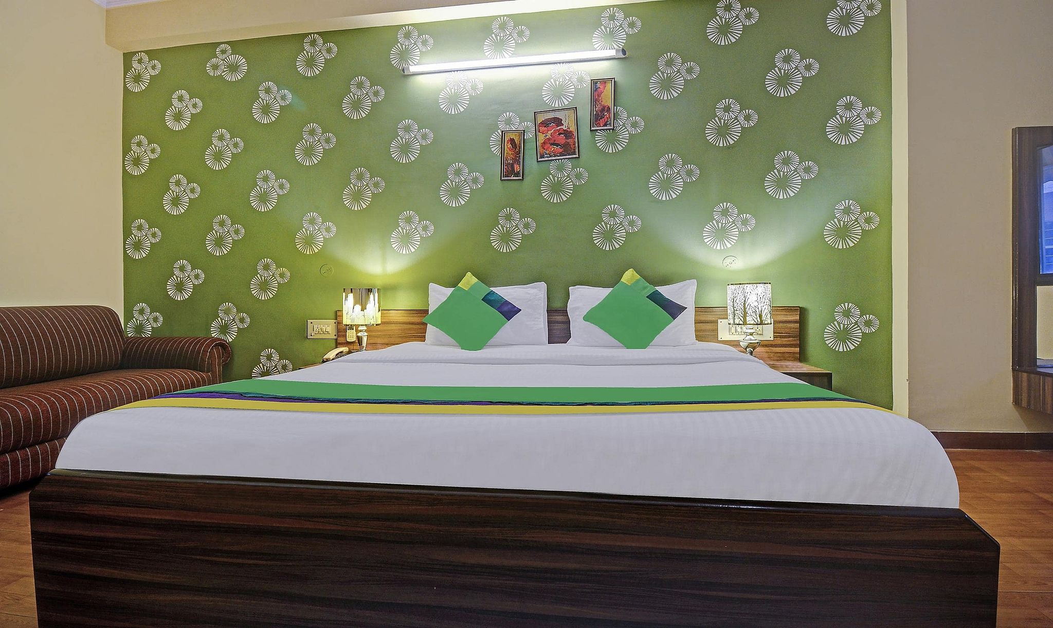Treebo New Rockwell Vivek Vihar Deluxe Double Room 10