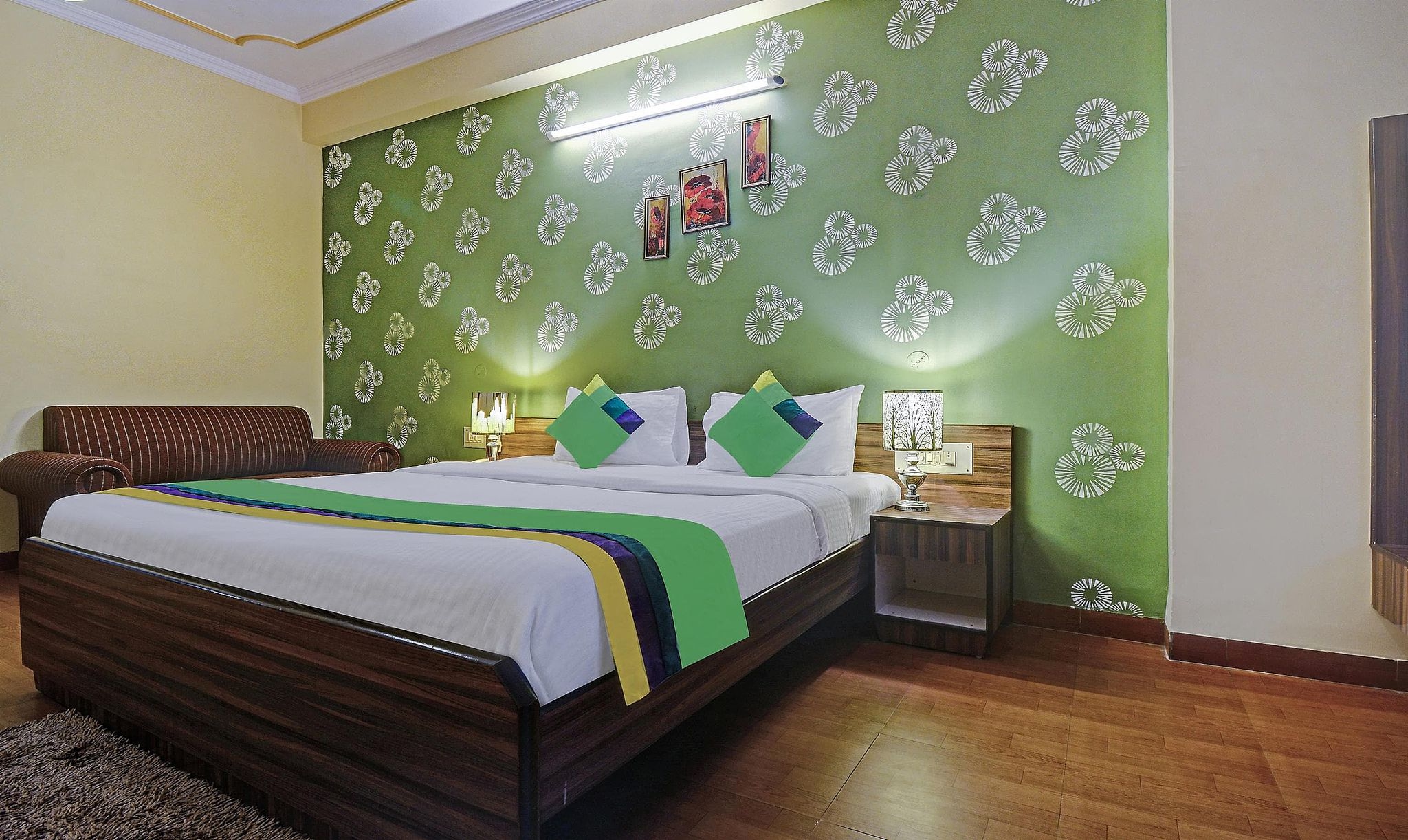 Treebo New Rockwell Vivek Vihar Deluxe Double Room 17