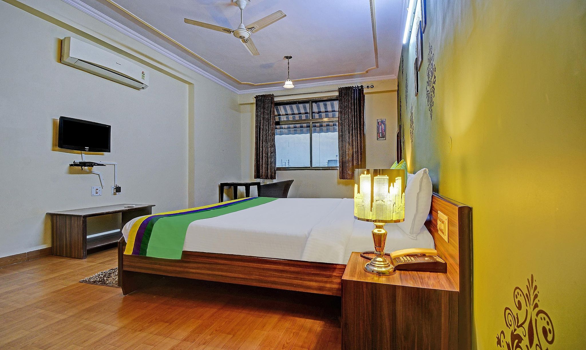 Treebo New Rockwell Vivek Vihar Deluxe Double Room 19