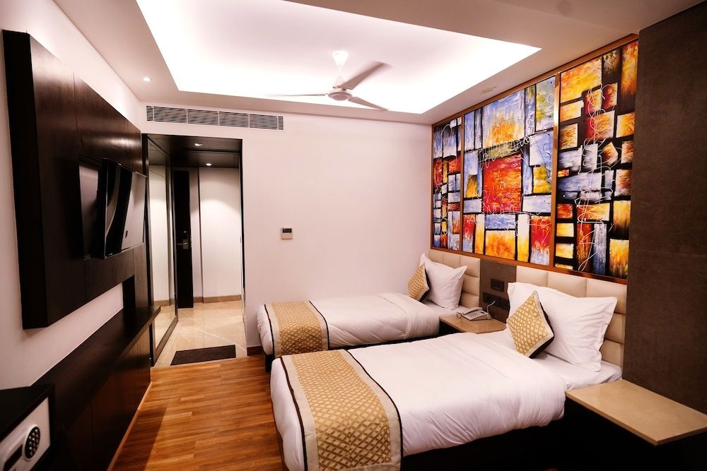 Hotel City Pride Deluxe Room 7