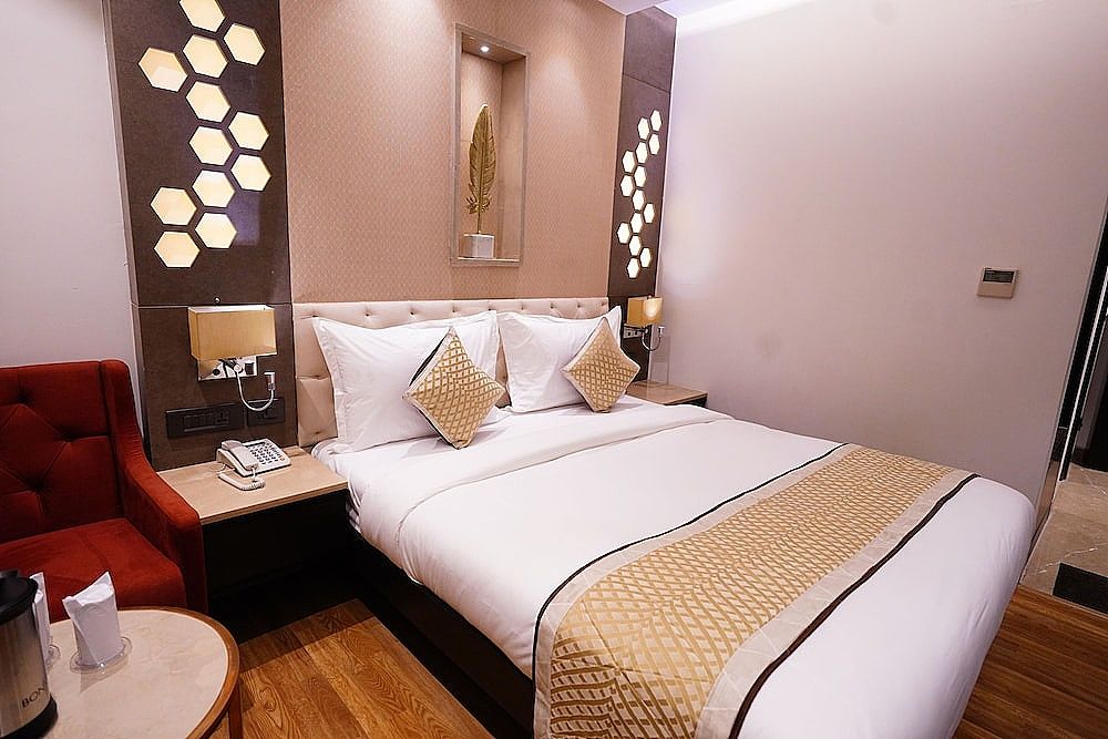 Hotel City Pride Deluxe Room 10
