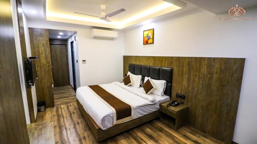Hotel Delite Palladium Deluxe Room 3