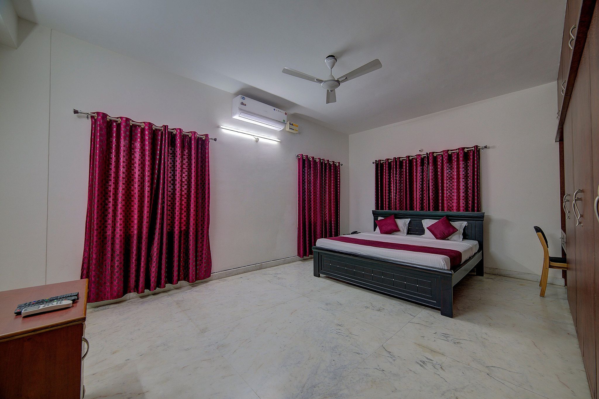 Deccan Prime Banjara Deluxe Room 5