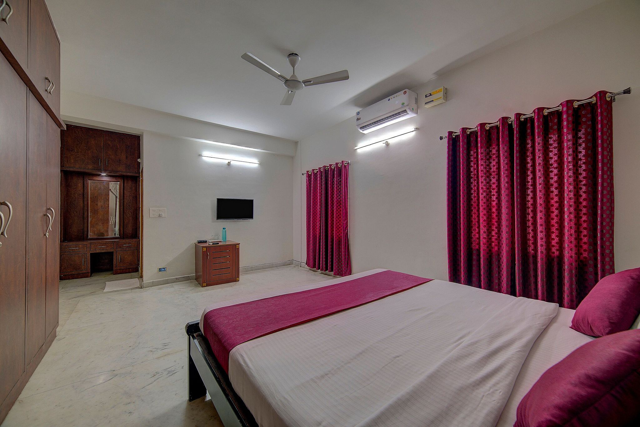 Deccan Prime Banjara Deluxe Room 7