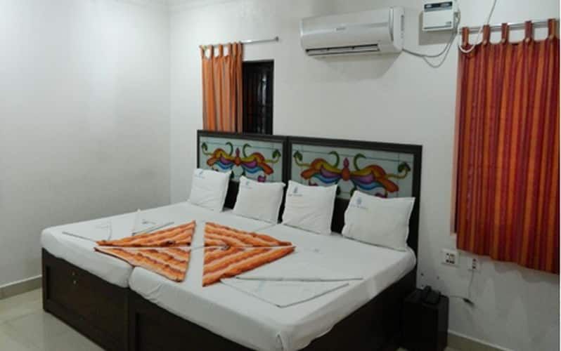 Double Bed A/C	