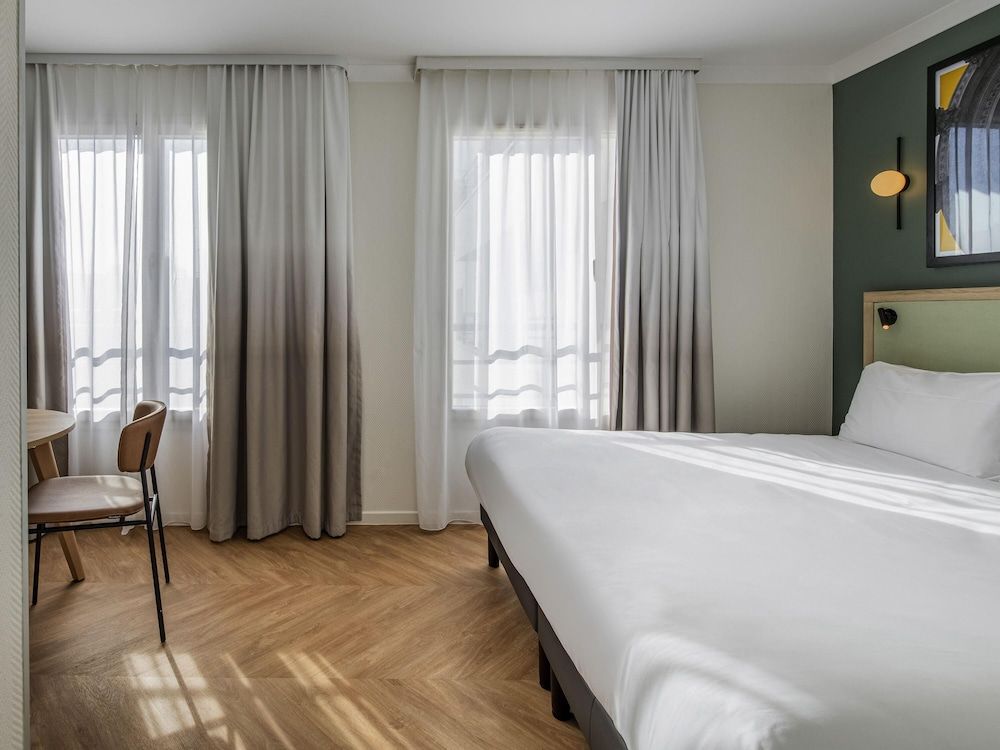 Aparthotel Adagio Paris Buttes Chaumont Studio, 1 Double Bed 3