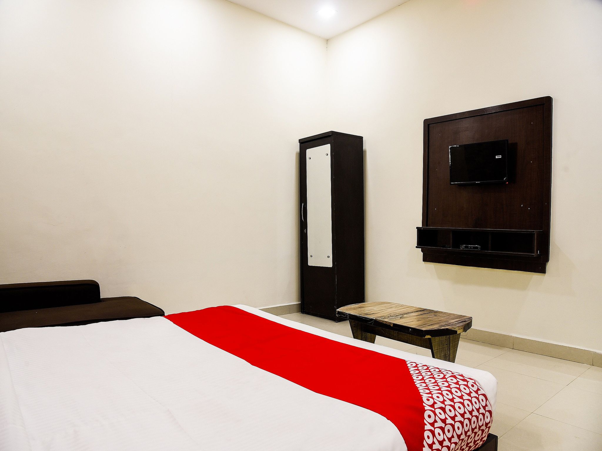 Hotel O StayCraft Deluxe 11