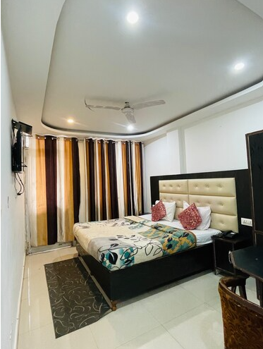 Anand Palace Mcleodganj Standard Room 2