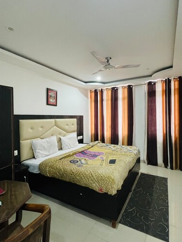 Anand Palace Mcleodganj Standard Room