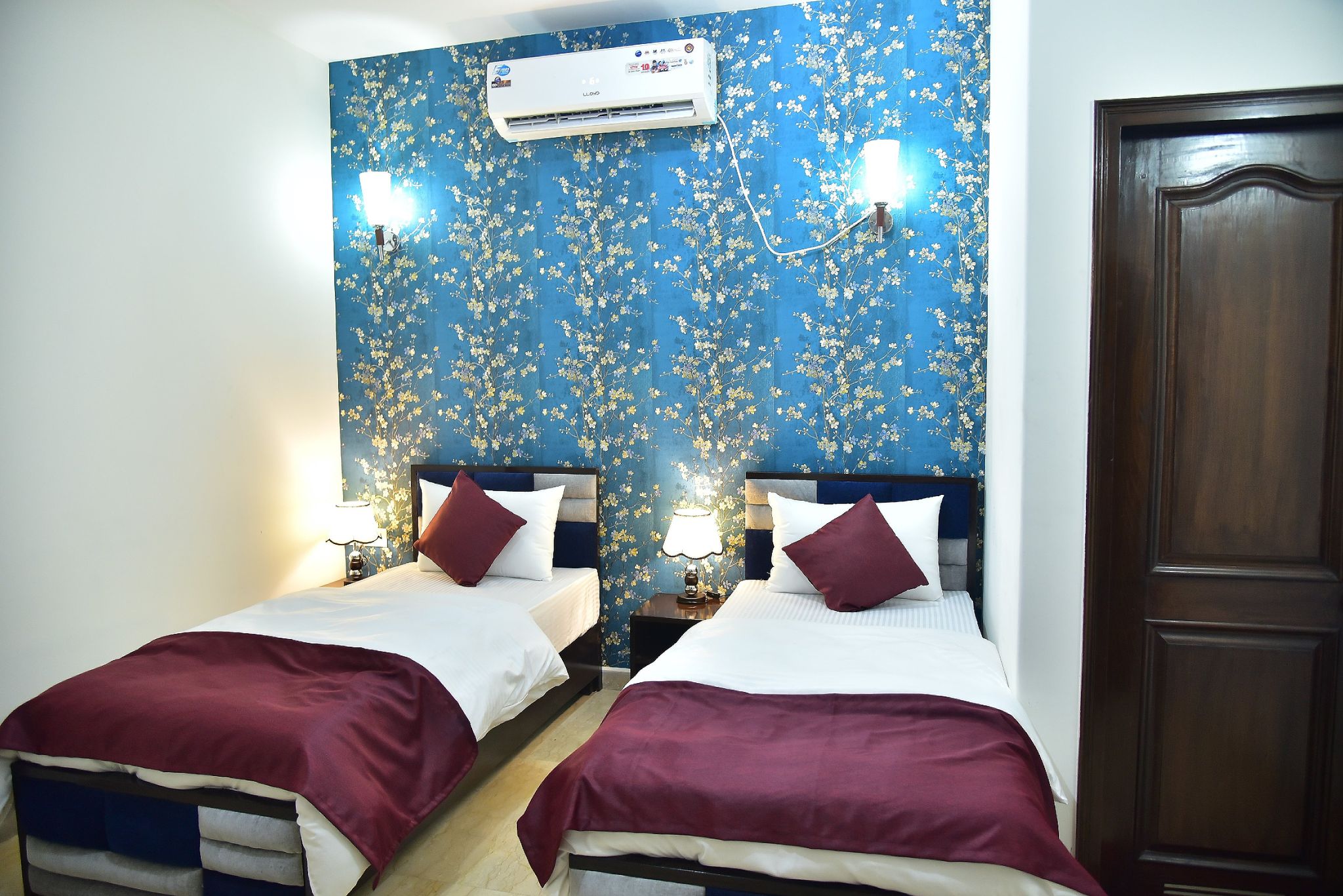 Nook Inn Comfort Room 7