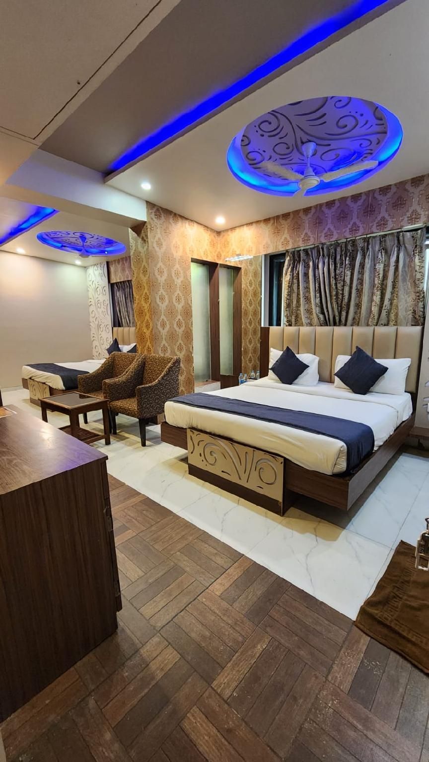 Queen Bed