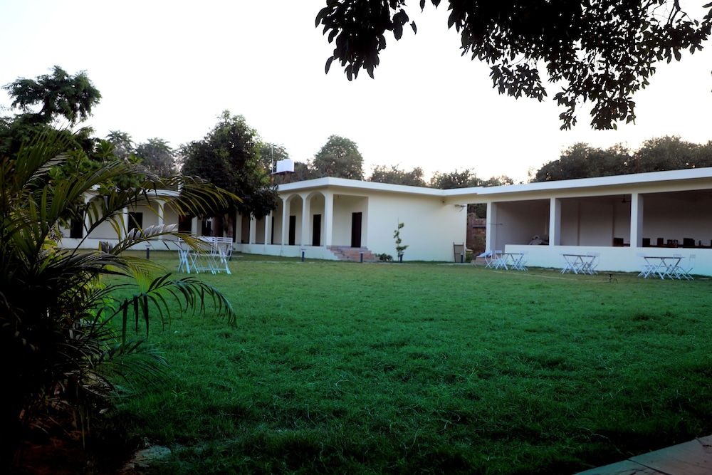 undefined Aroma Resort Pushkar 8