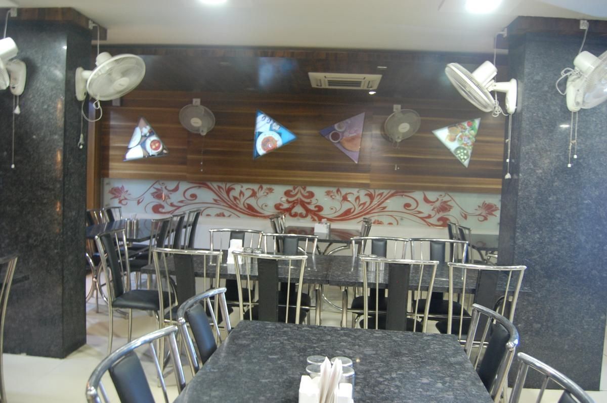 Food & Dining