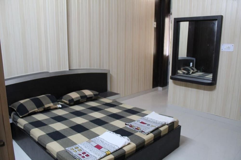 undefined Hotel Gokul inn 9