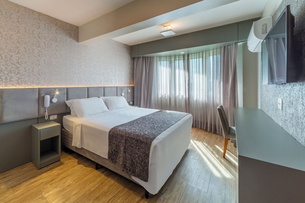 Hotel Laghetto Siena