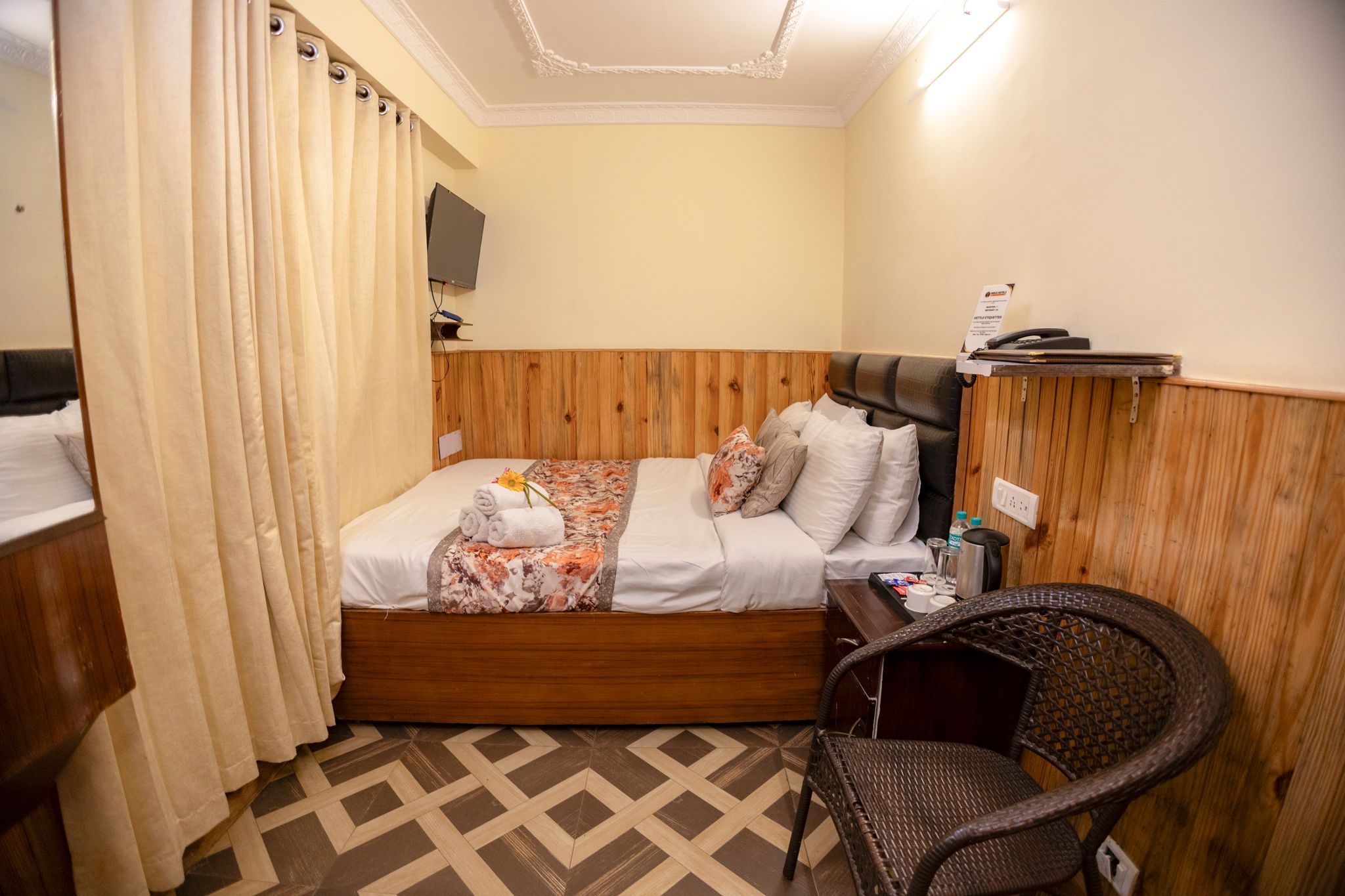 INDUS MOUNT ROYALE - 100 Meters from Mall Comfort (Non View)