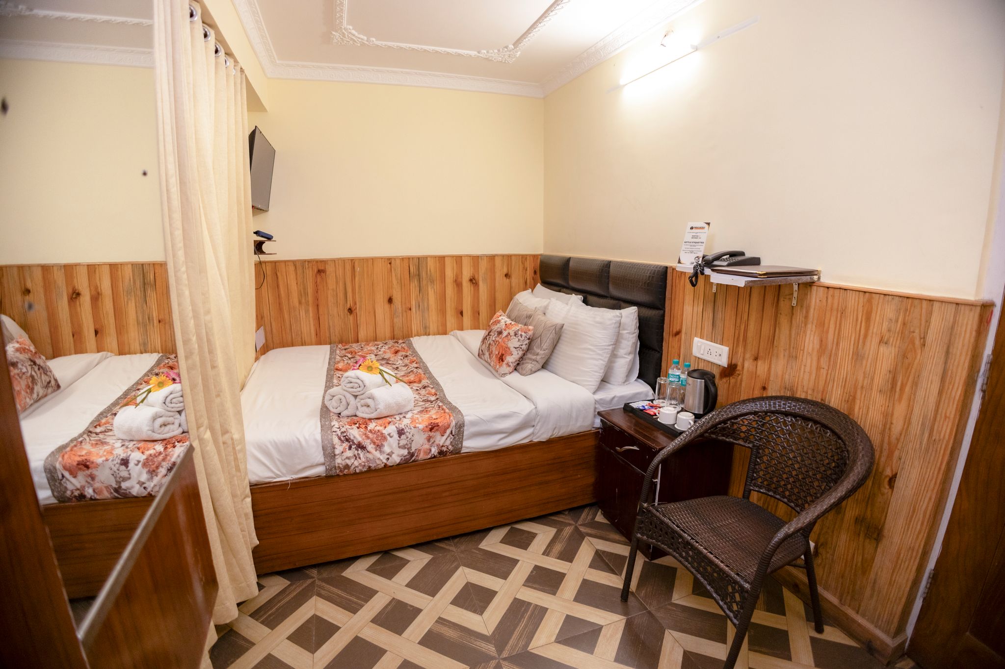 INDUS MOUNT ROYALE - 100 Meters from Mall Comfort (Non View) 3