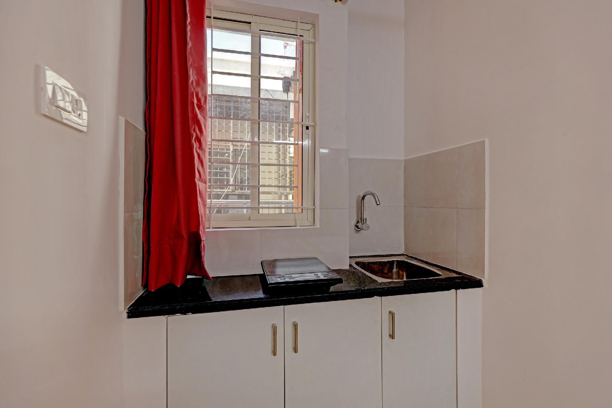 undefined Hotel O Home Compact Studio Kr Puram Near Phoenix Marketcity 9