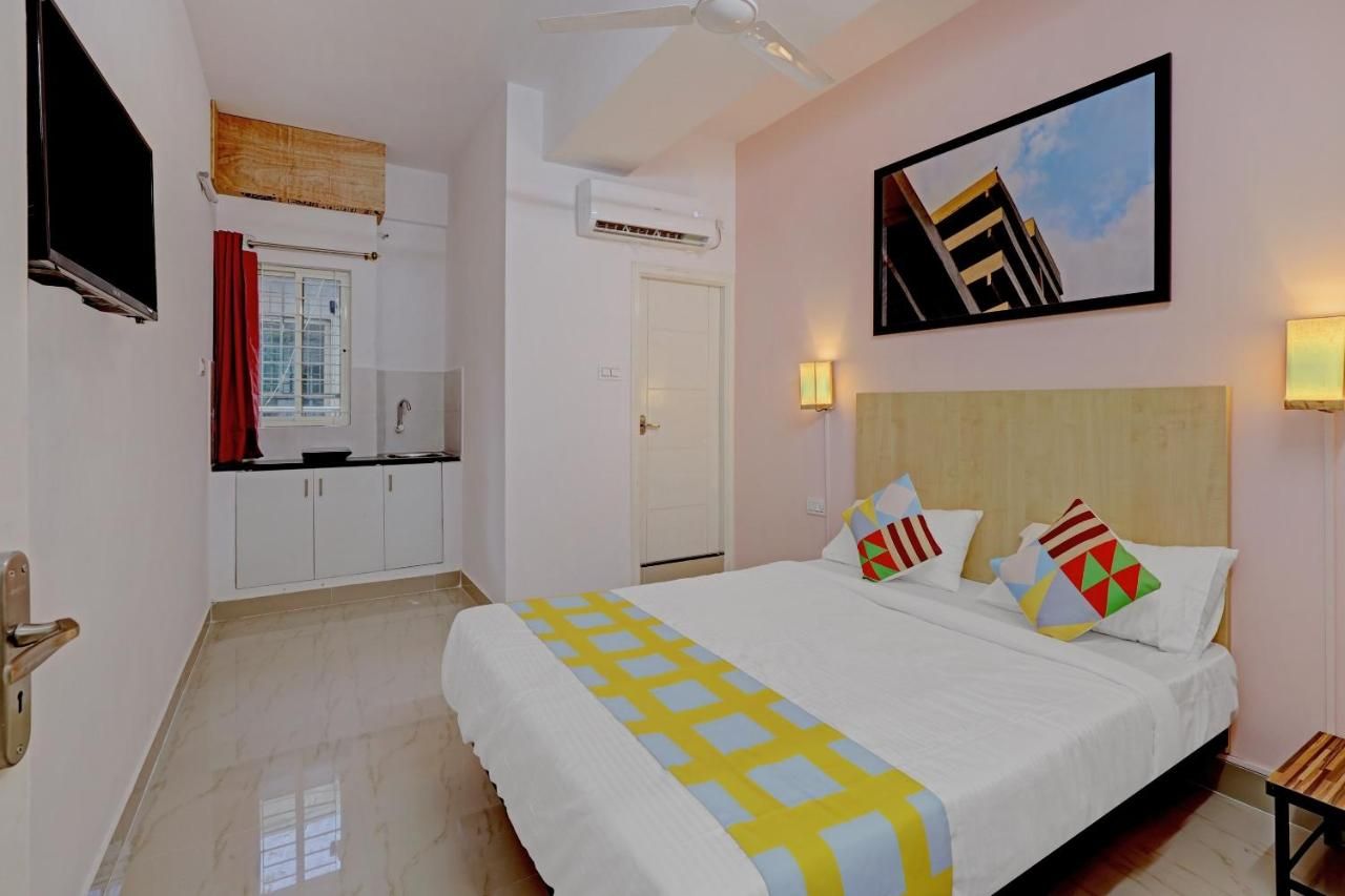 undefined Hotel O Home Compact Studio Kr Puram Near Phoenix Marketcity 8
