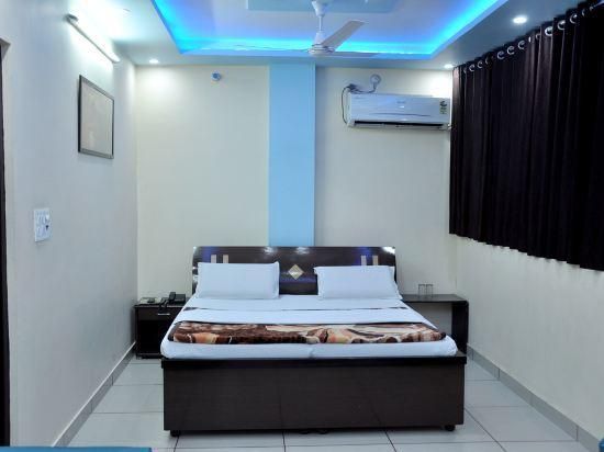 undefined Hotel Sheraton 5