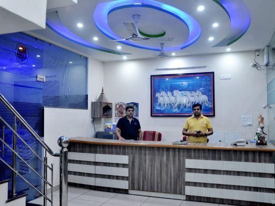 undefined Hotel Sheraton 2