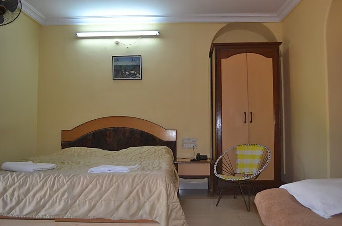 Hotel Savoy Village Couple Room