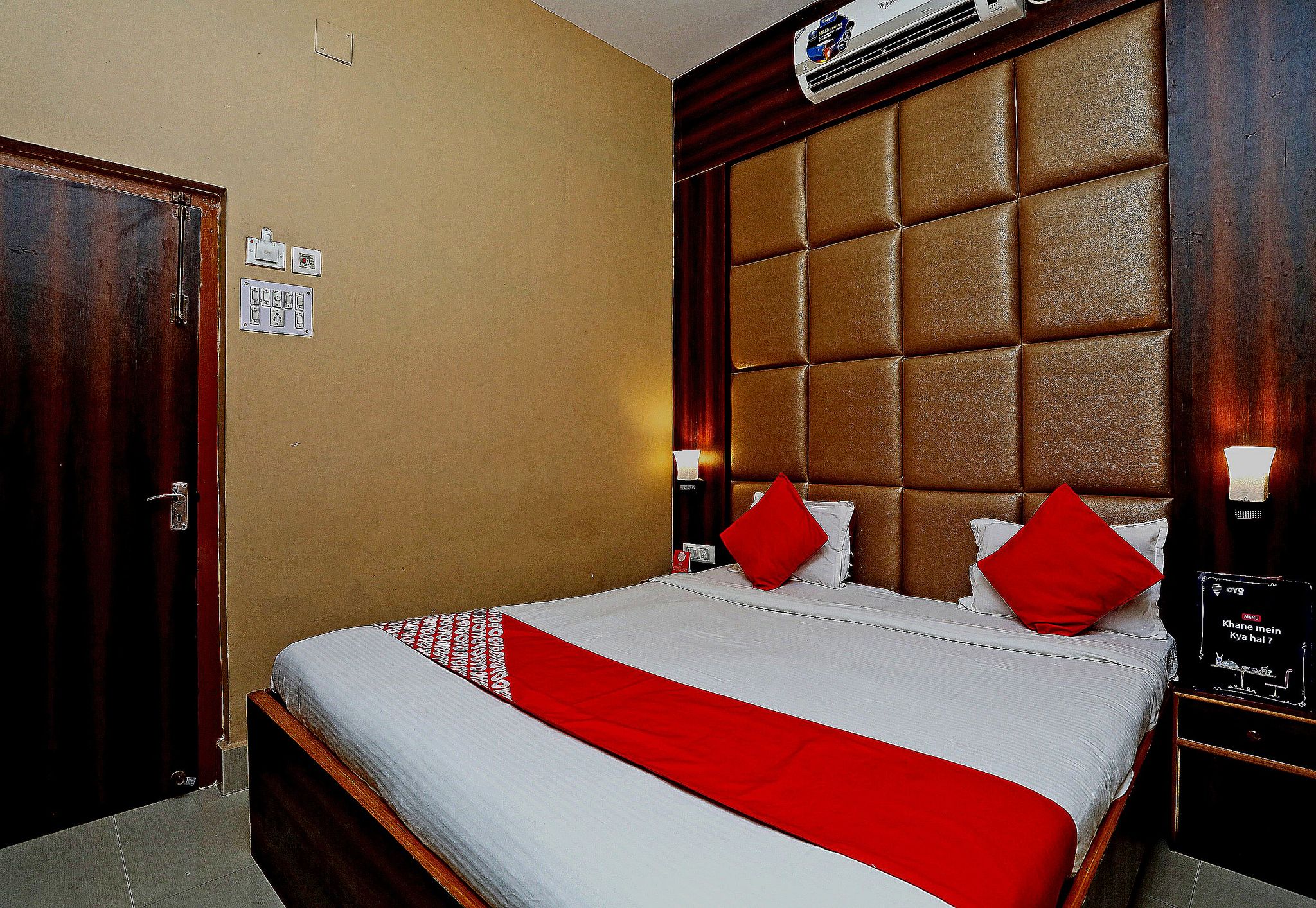 "Hotel O Marina Near Cit Road Ladies Park, Park Circus" Classic 2