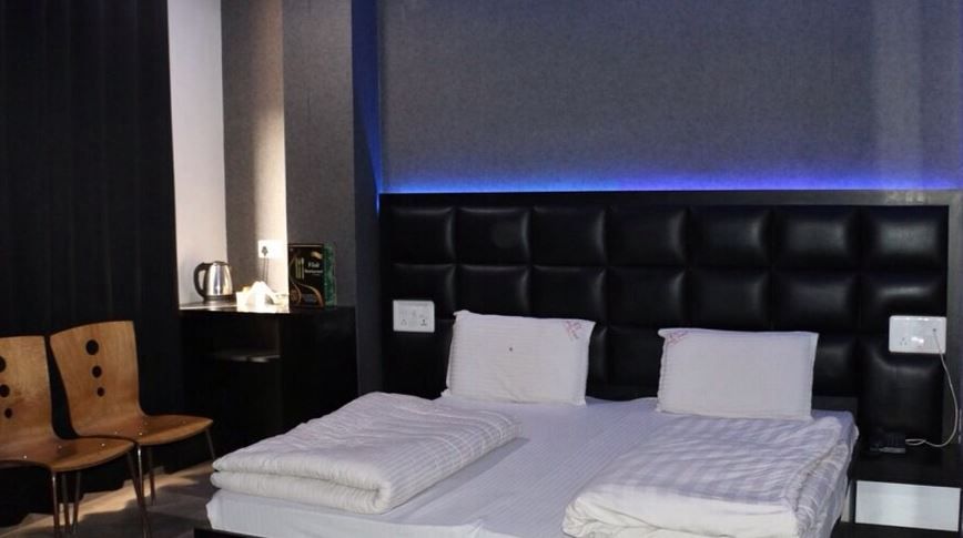 Hotel Visit Suit Room 2