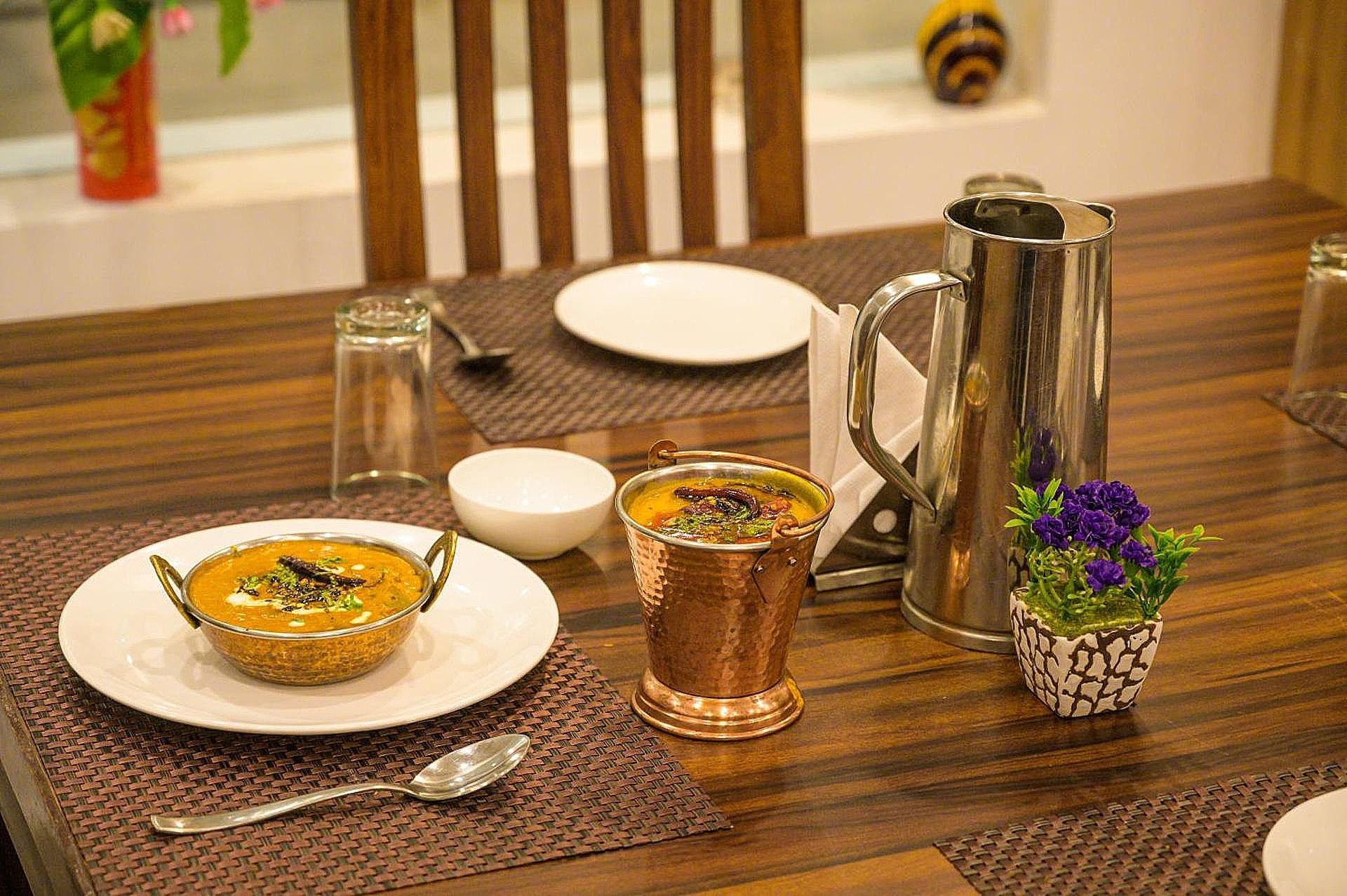 Food & Dining