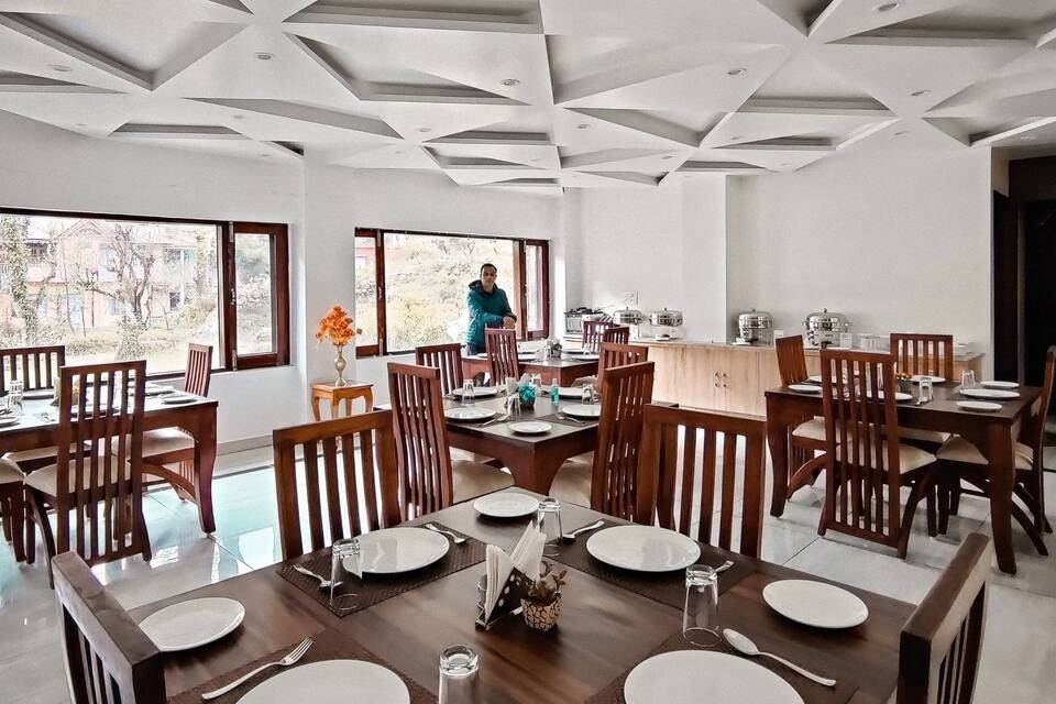 Food & Dining
