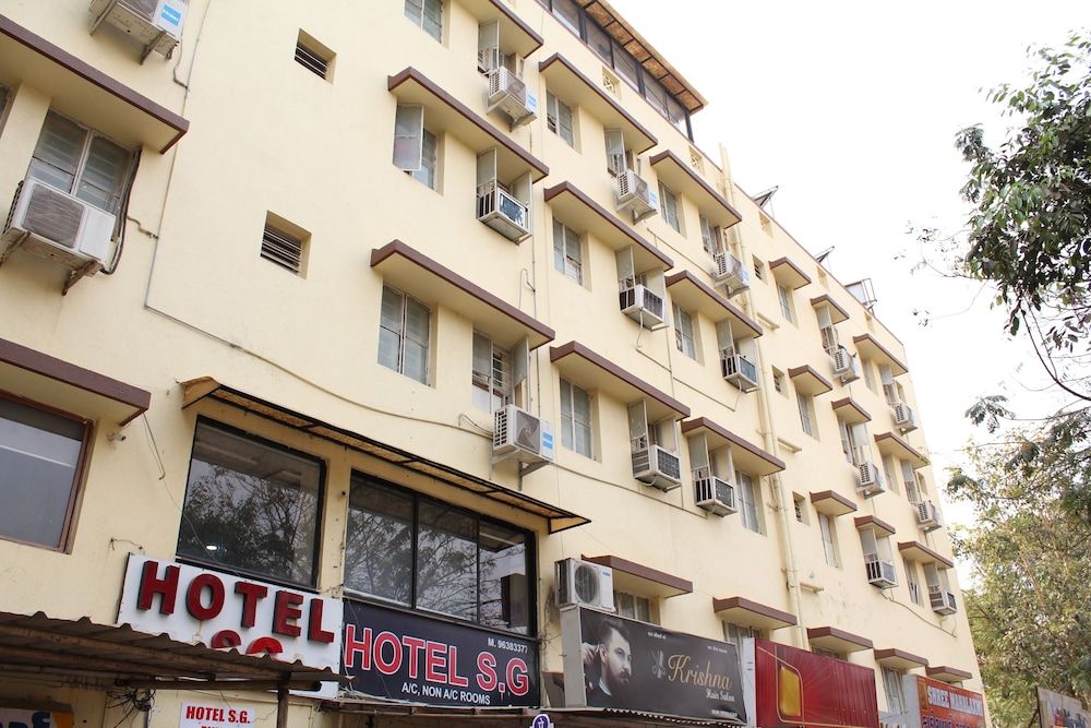 undefined Hotel The S G 6