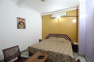 Batra Holiday Home Standard Room 4