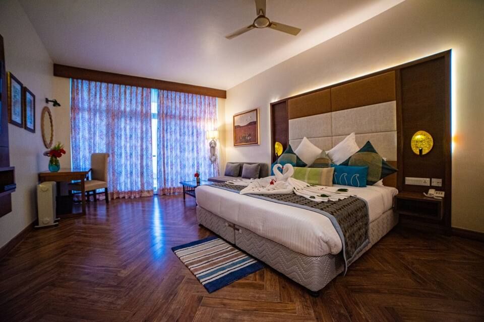 Superior Room with Hill View