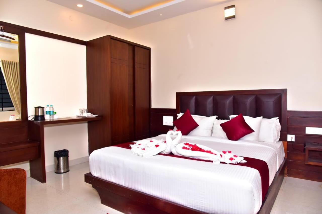 Coorg Palace Deluxe Room 2